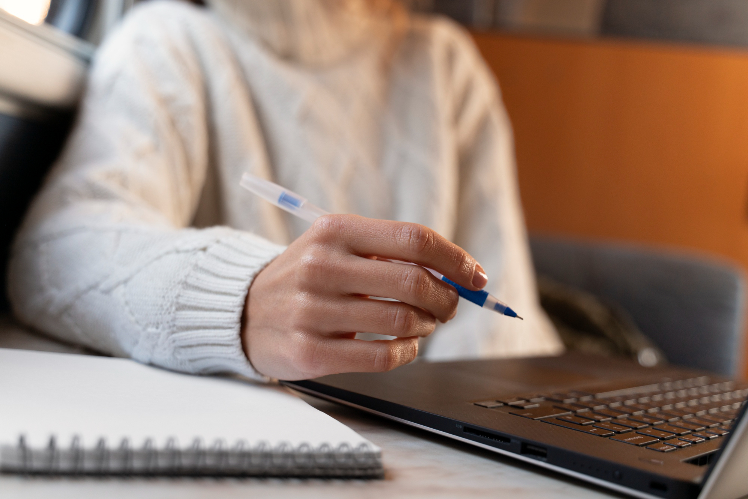 Notatki robione podczas szkolenia online